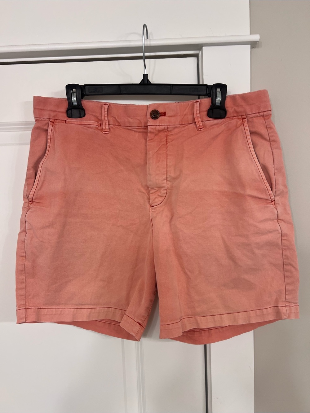 GAP Coral Pink Flat-Front Chino Shorts size 34”